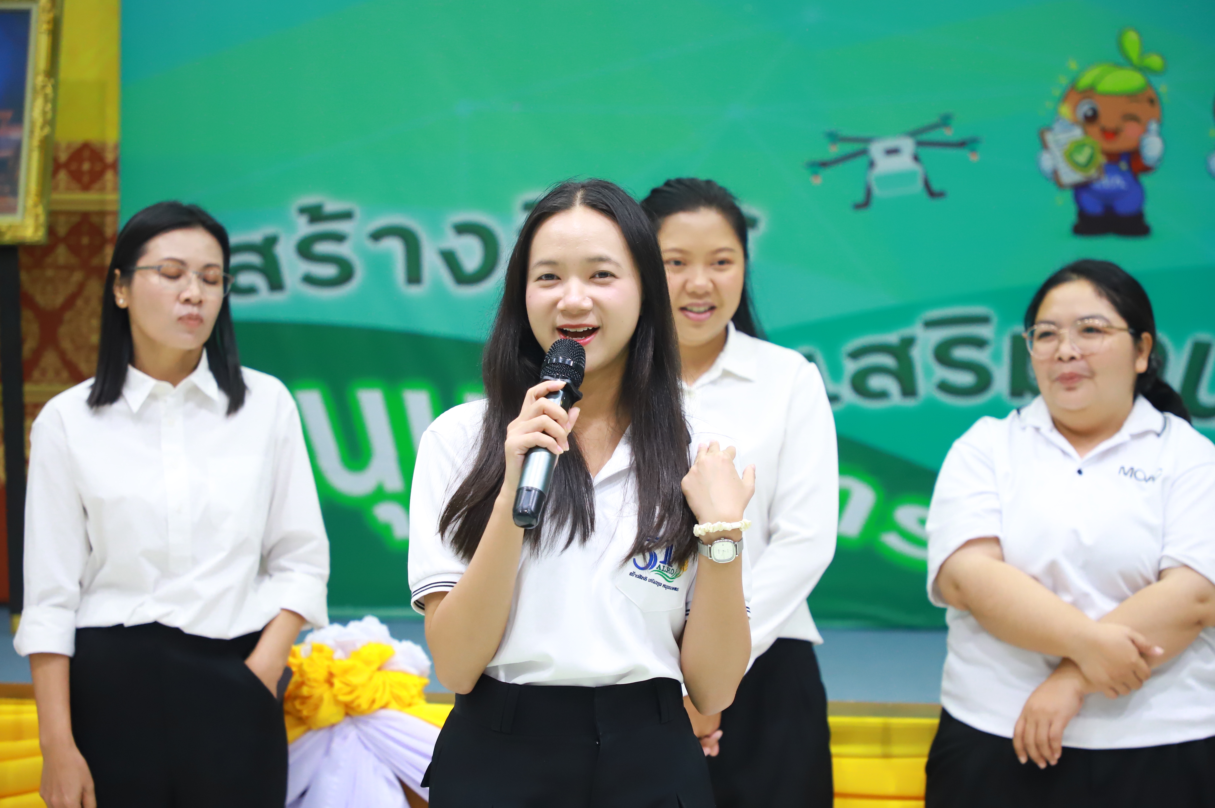 title - สบท. จัดกิจกรรม “เสริมสร้างความสัมพันธ์ในองค์กรและบรรยากาศที่เอื้อต่อการทำงาน” มุ่งเดินหน้าพัฒนาบุคลากร เสริมทัพการทำงานเป็นทีม